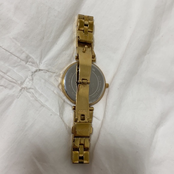 Michael Kors Gold Diamond Watch - Picture 4 of 6
